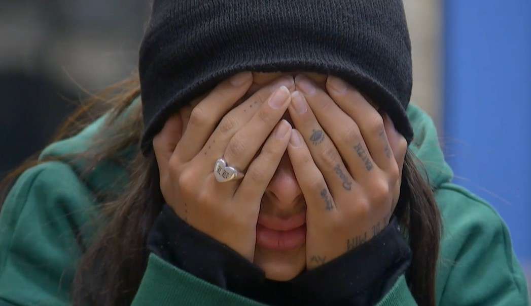 A Grande Conquista: Lary tem crise de choro e reclama de restrições alimentares