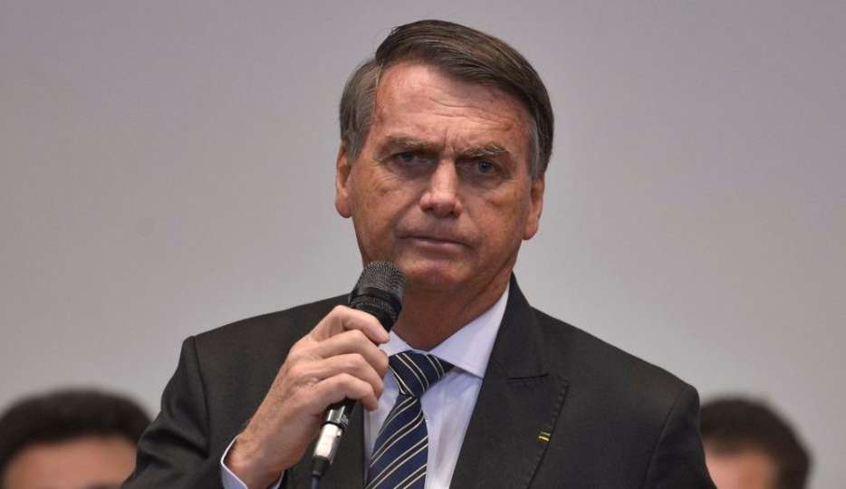 Advogados de Bolsonaro confirmam transferência de dinheiro em conta nos EUA