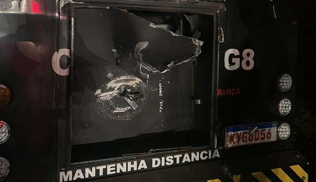 Assaltantes interceptam e roubam carro-forte em Santa Bárbara d”Oeste