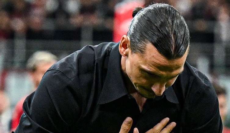 Ibrahimovic se aposenta do futebol