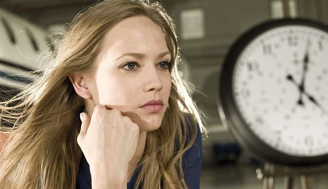 Período menstrual pode influenciar a aparência dos cabelos