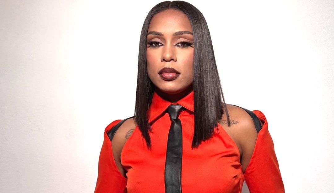 Exclusivo: Rebecca fala sobre parceria com Pabllo Vittar e Vivi em “AEIOU”, novo álbum e Elza Soares