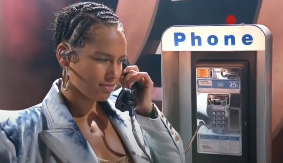 Alicia Keys anuncia o lançamento do “Songs in A Minor (20th Anniversary Edition)”