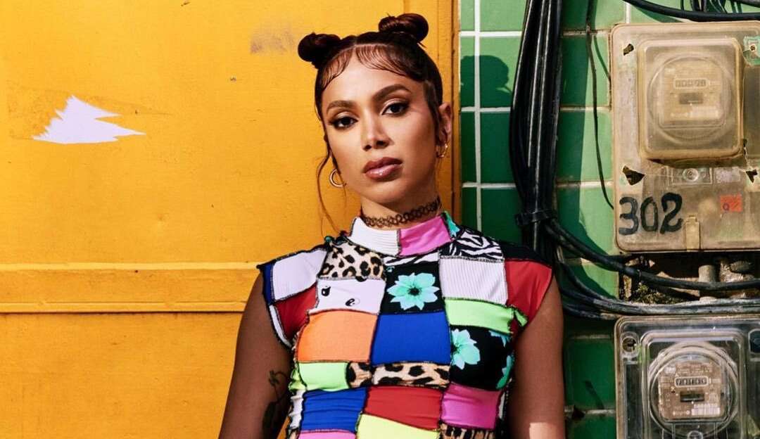 Anitta rebate críticas recentes de internautas: “Meu nome dá muito engajamento”