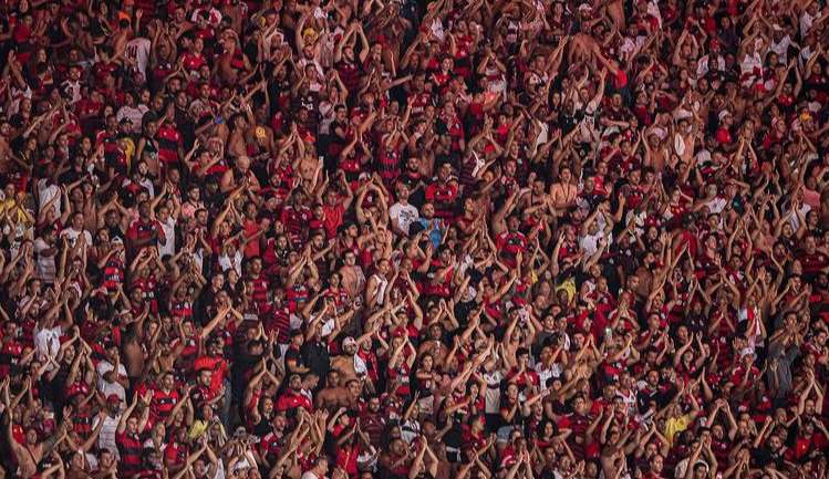 Flamengo vence Aucas e se classifica para as oitavas de final da Libertadores