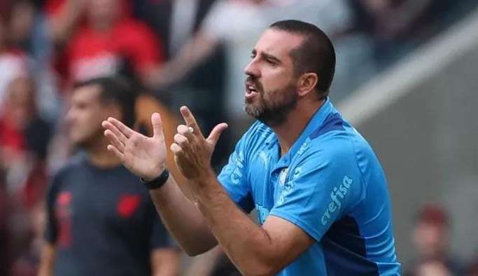 CBF acusa auxiliar do Palmeiras de xenofobia e conta que vai ao STJD