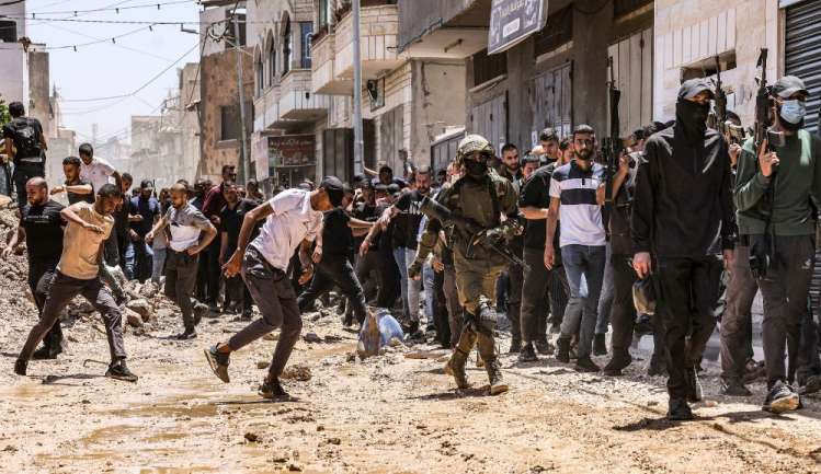 Operação em Israel: militares desocupam campo de refugiados em Cisjordânia