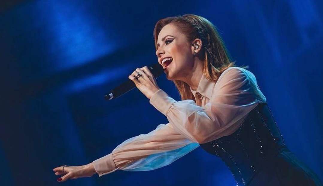 Exclusivo: Sandy conta detalhes do DVD “Nós, Voz, Eles – Ao Vivo”, nova turnê e próximos projetos