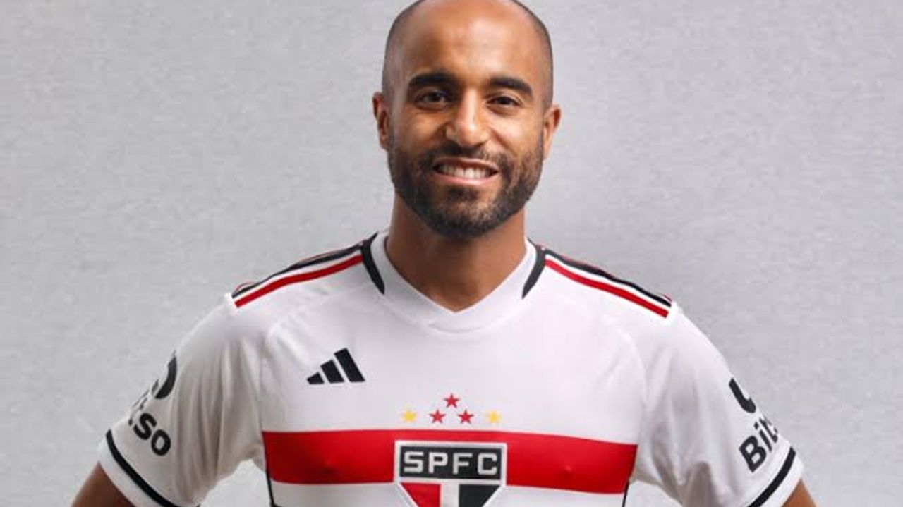 Lucas Moura deve estrear pelo São Paulo neste domingo