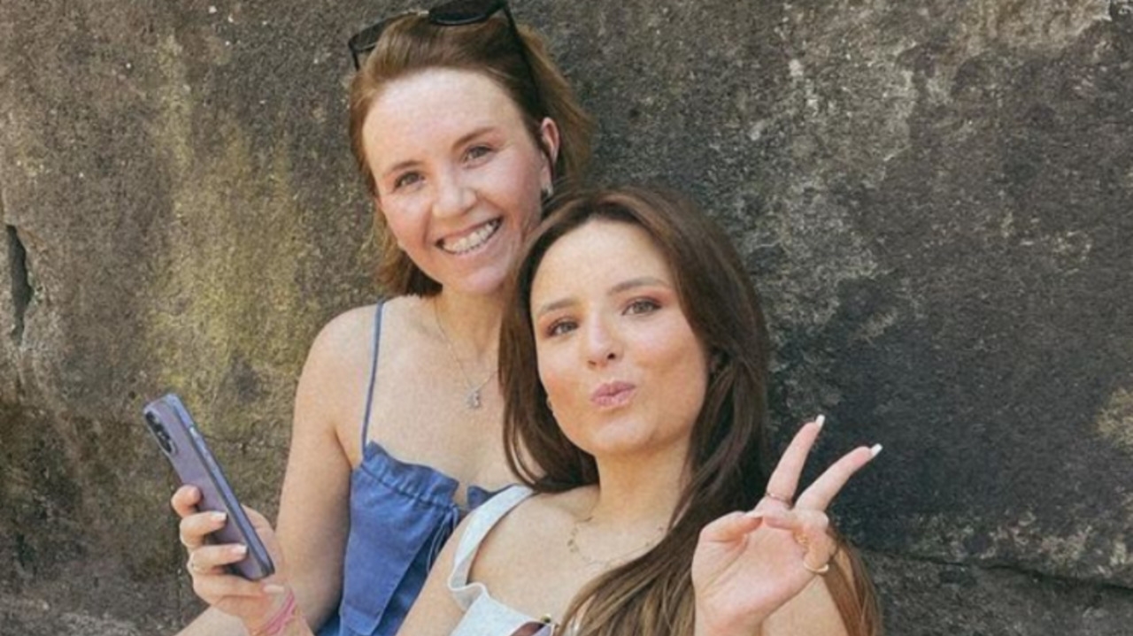 Internautas resgatam desabafo de Larissa Manoela sobre relação com a mãe