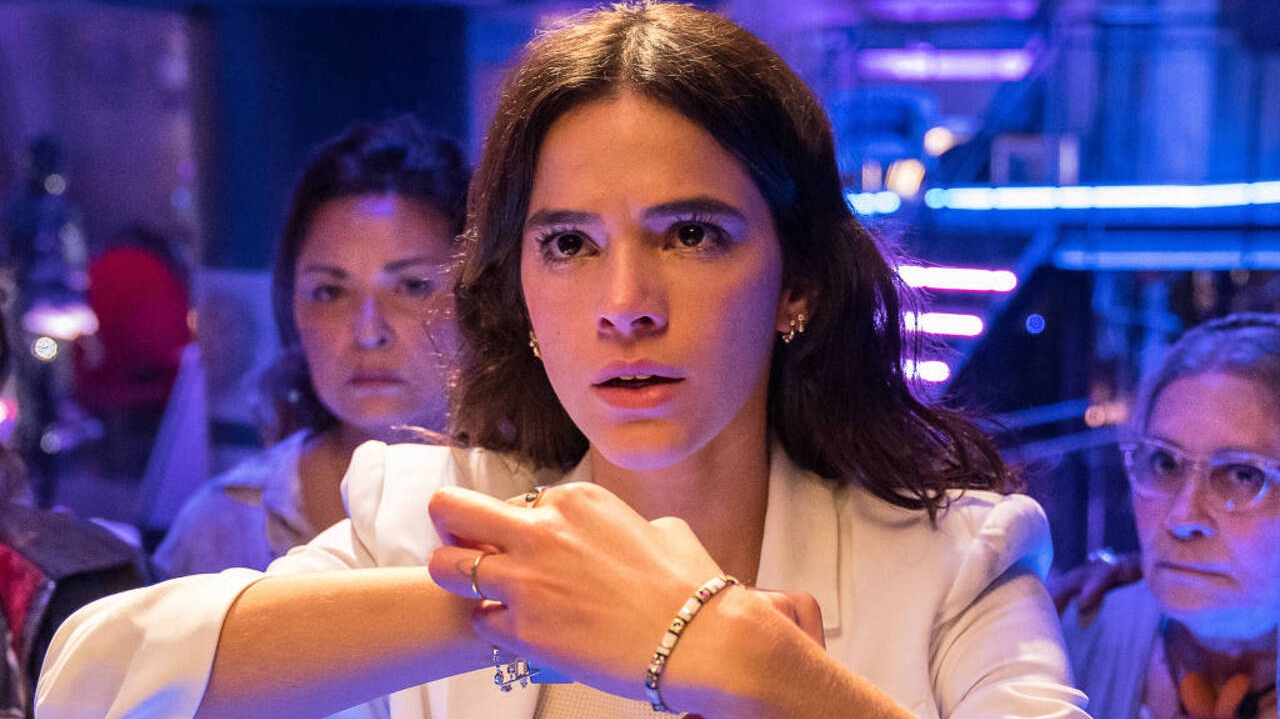 Bruna Marquezine revela insegurança em carreira internacional