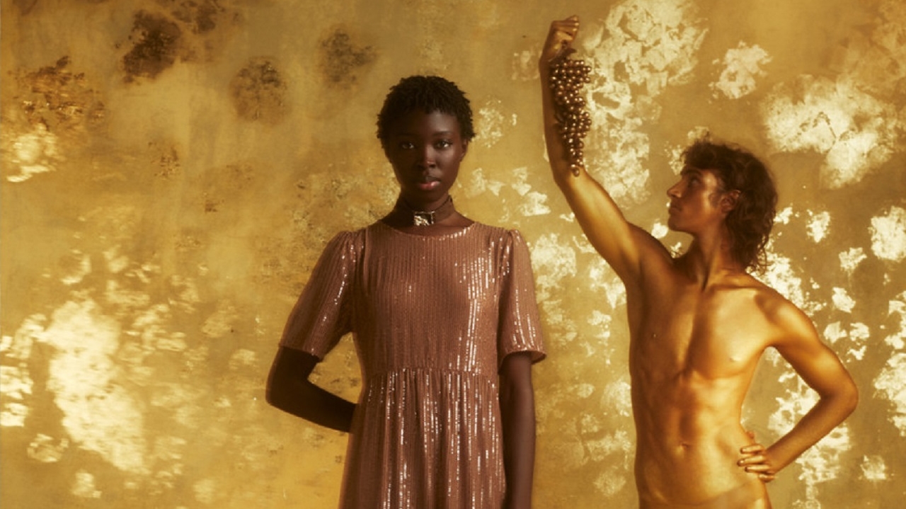 Primavera/Verão 2024 de Cris Barros é uma viagem pelo tempo na história da humanidade