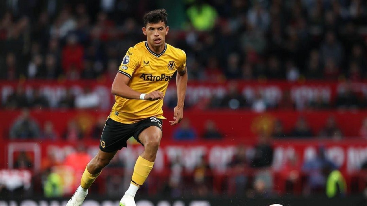 Matheus Nunes, do Wolverhampton, acerta com o Manchester City