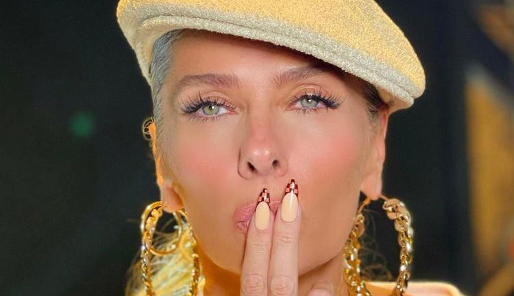 O mistério acabou! Adriane Galisteu é a nova apresentadora de “/A Fazenda”/