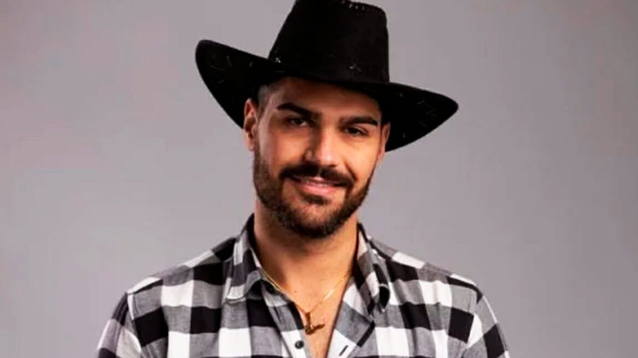 Fãs da Fazenda pedem pela desclassificação de Shayan do programa