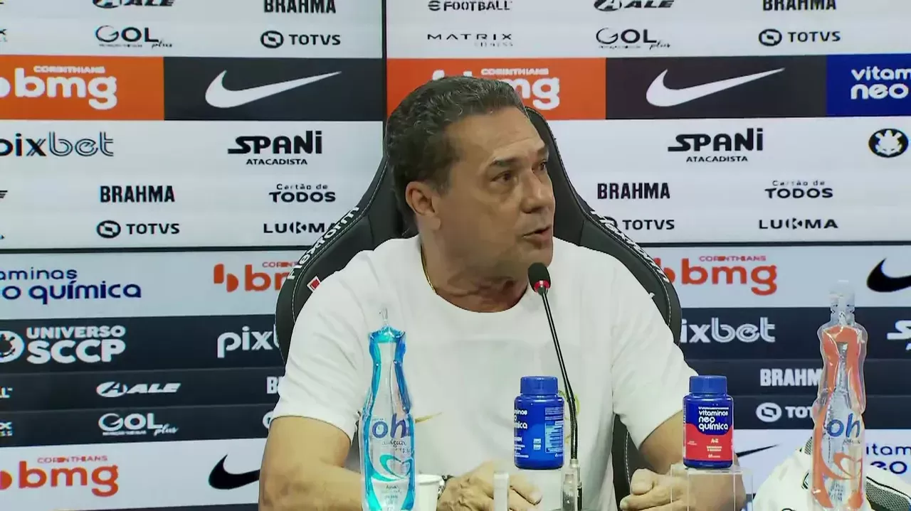 Luxemburgo elogia jogo contra o Grêmio, mas quer melhorar os resultados