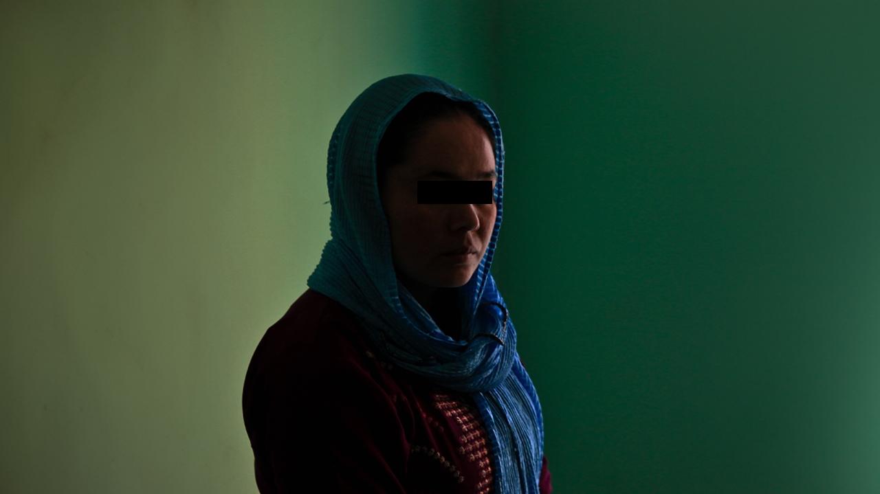 Refugiados afegãos relatam sofrimento após a transferência de Praia Grande para um abrigo em Guarulhos