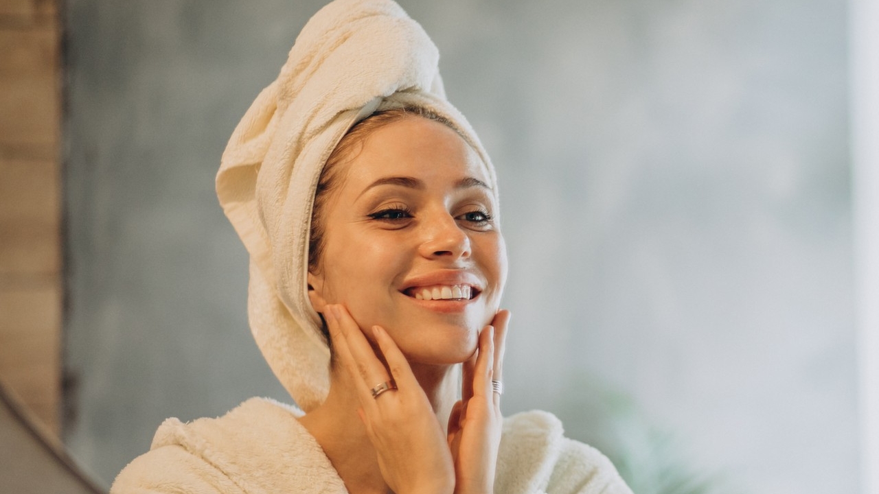 Entenda o que é Sky cycling e a rotina de cuidados da pele