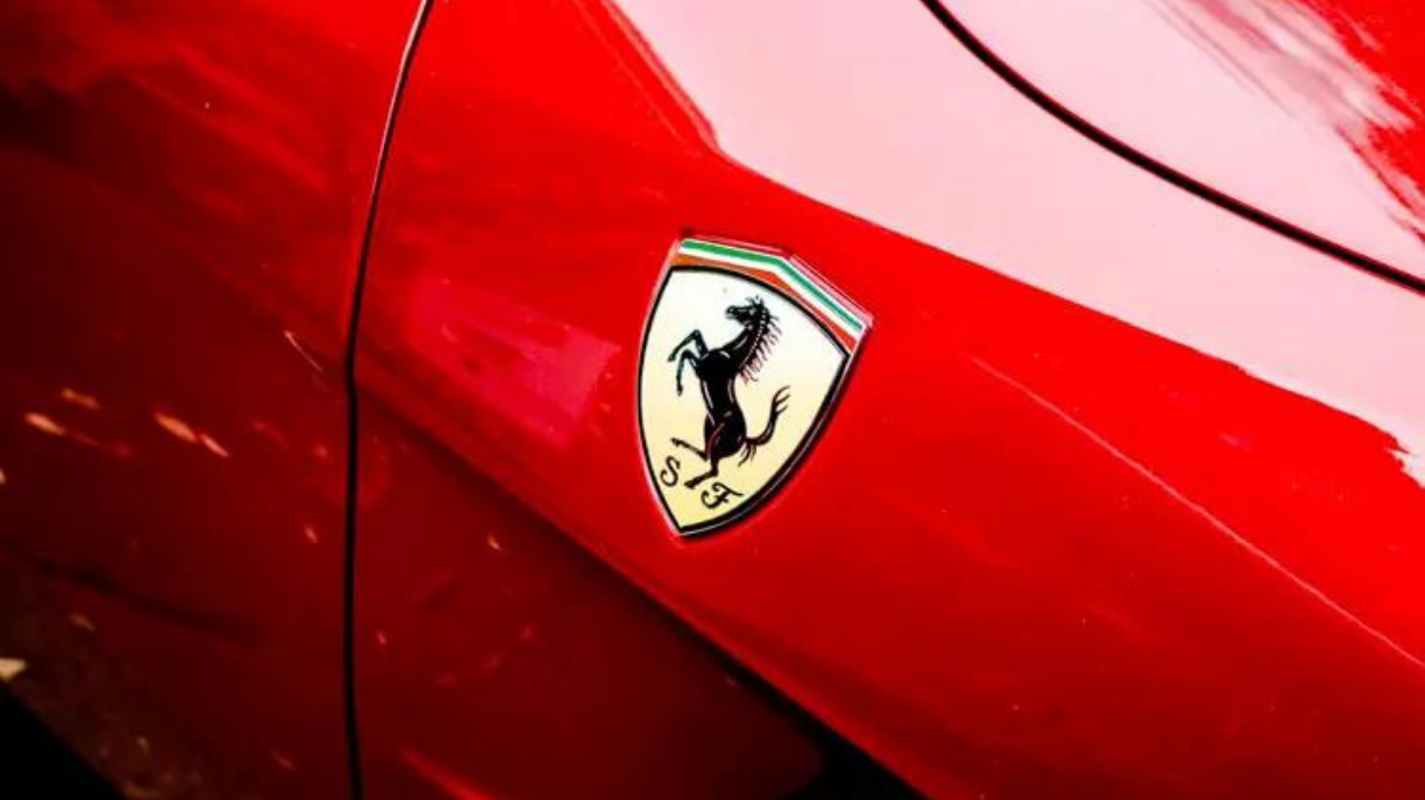 Ferrari adota criptomoedas como pagamento nos EUA
