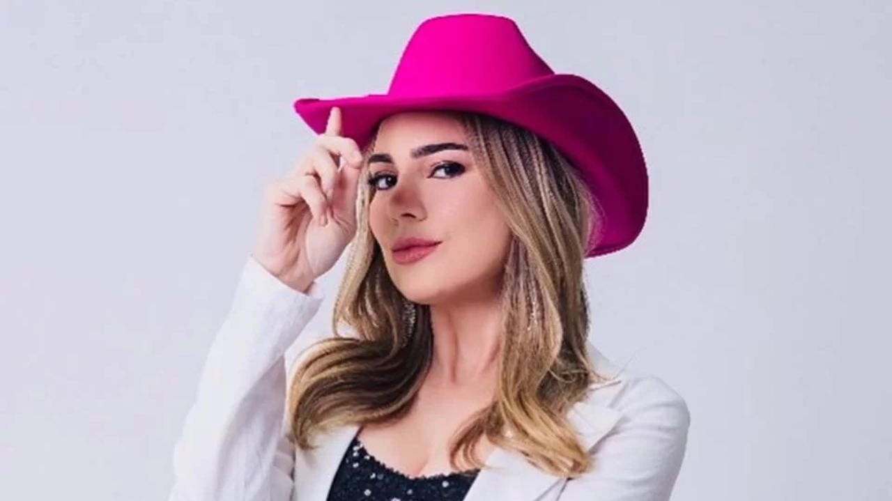 A Fazenda 15: Rachel reage ao motivo de sua expulsão