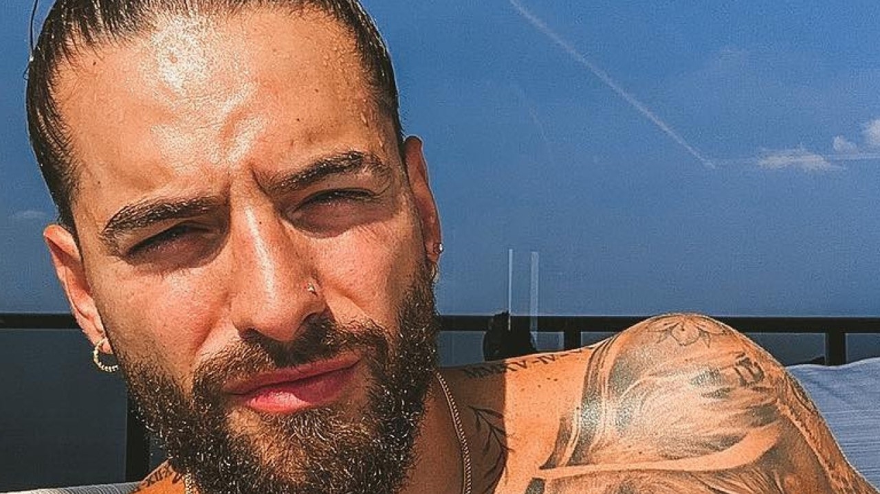 Maluma é filmado dando um tapa em fã