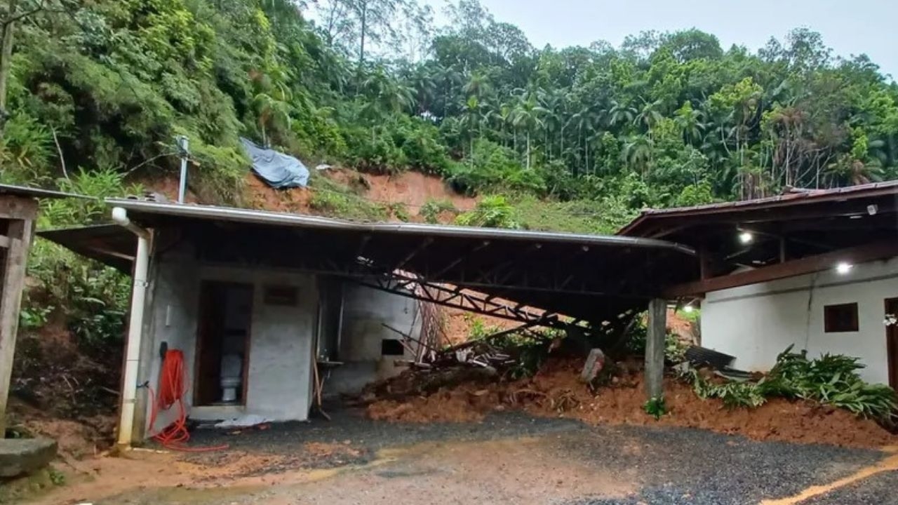 Chuvas causam deslizamentos no Sul do país