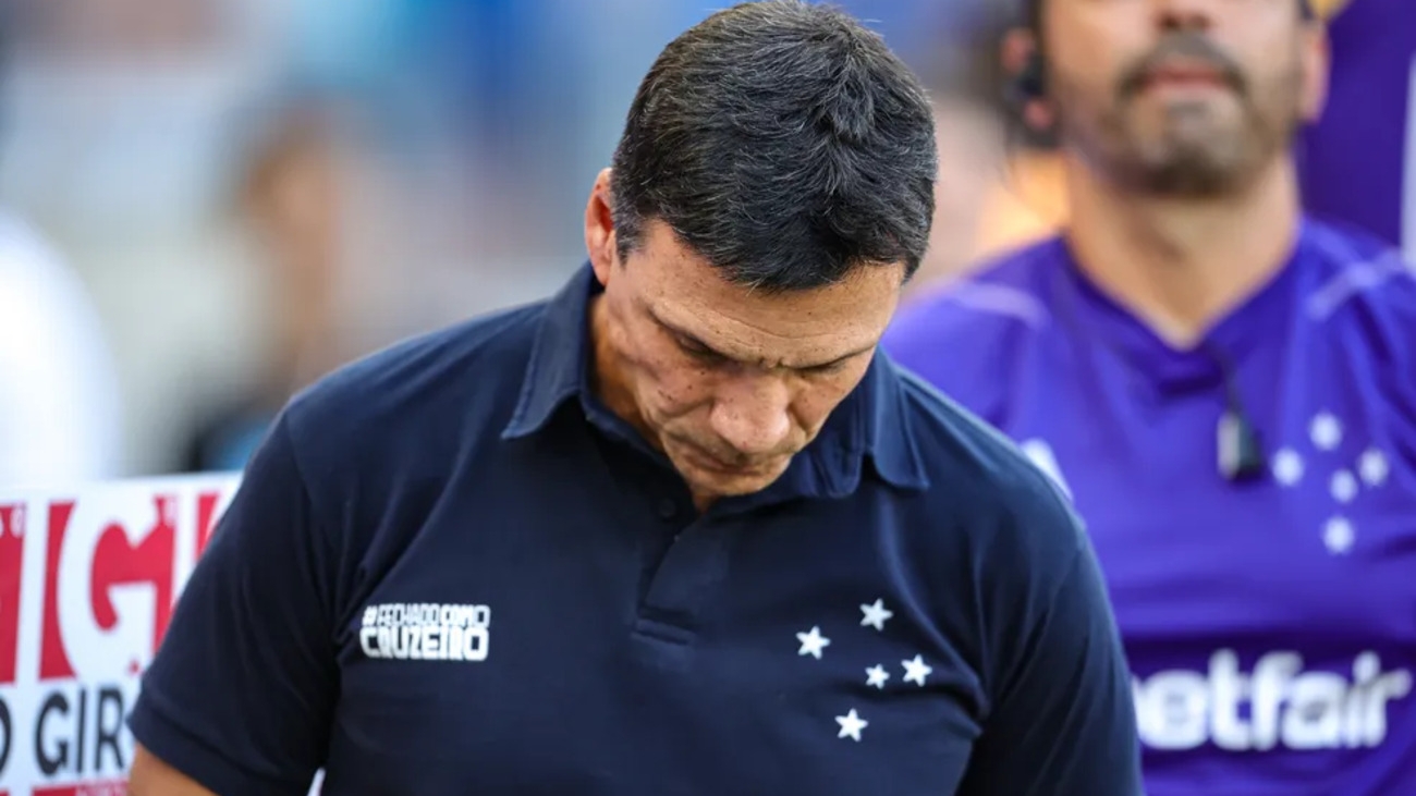 Treinador Zé Ricardo é demitido do Cruzeiro após dez partidas