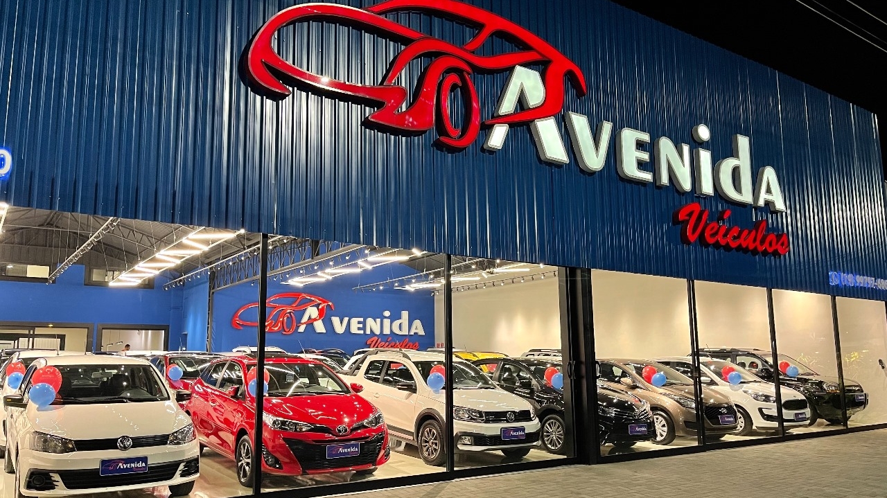 Carros, Reels e 5 Mil Seguidores por Dia: A Magia da Avenida Veiculos Indaiatuba no Instagram