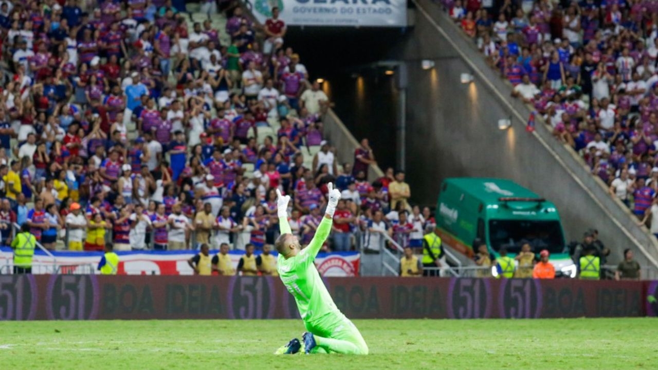 Após empate com Fortaleza, Weverton admite surpresa com equilíbrio do Brasileirão