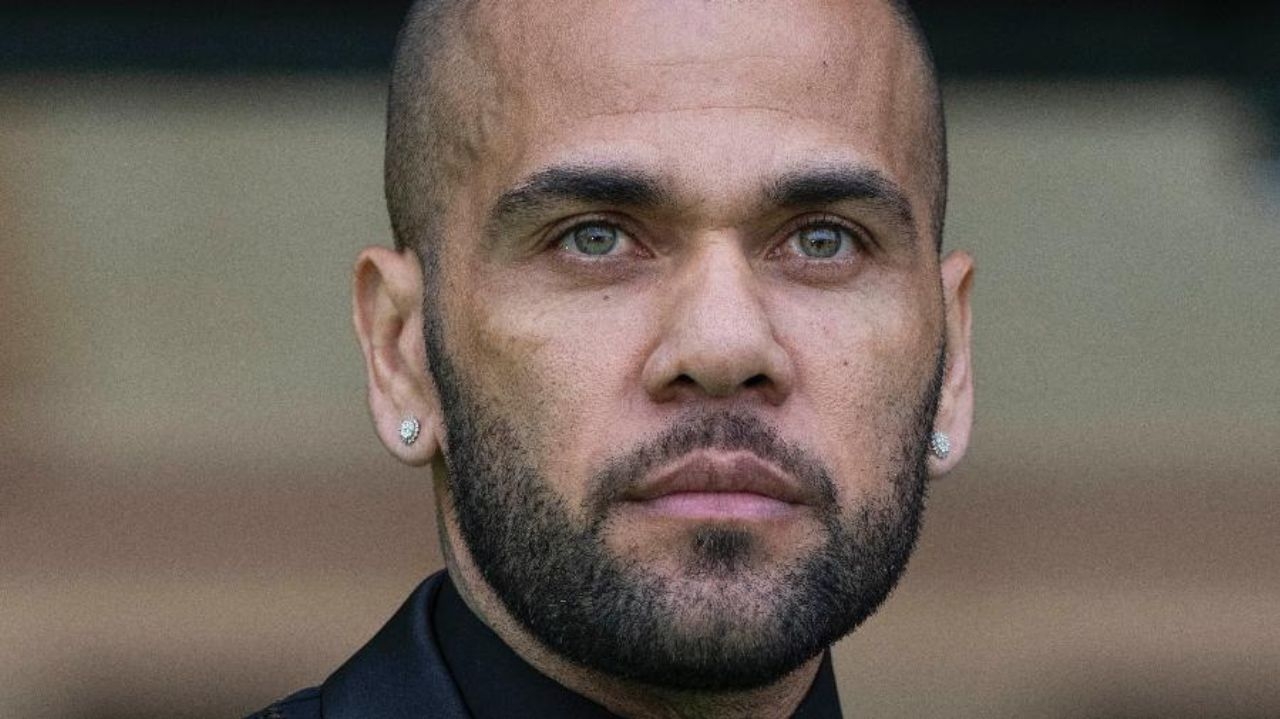 Daniel Alves tenta diminuir sua pena ao propor 150 mil euros à jovem que o denunciou