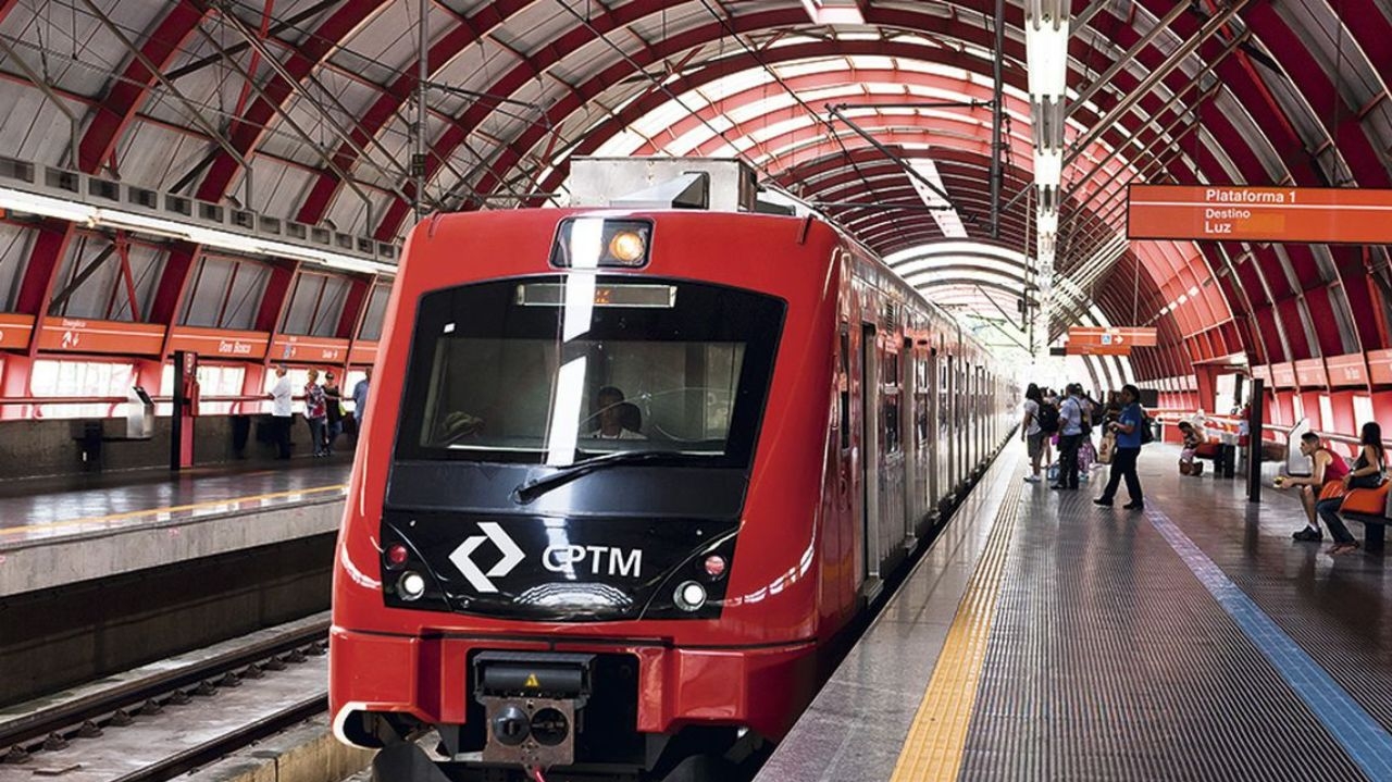 Trens da CPTM e Metrô voltam a circular normalmente após greve em São Paulo