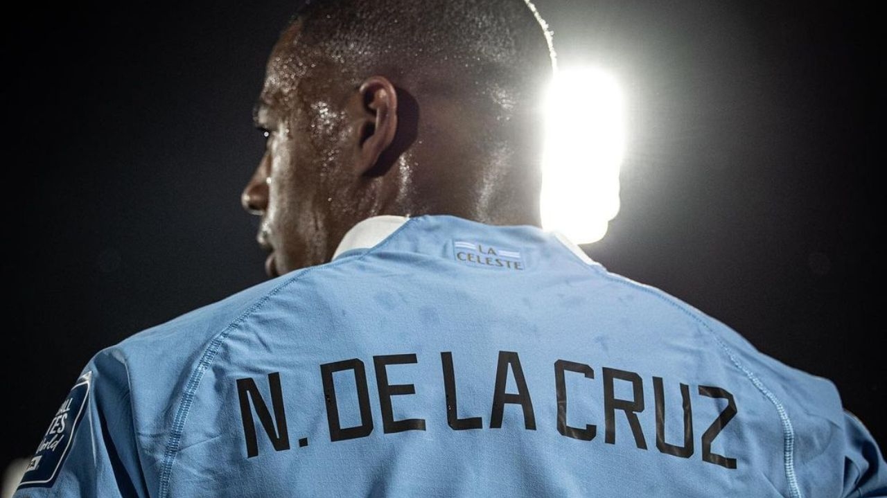 Flamengo avança e planeja encontros cruciais com De La Cruz no Uruguai no final de semana