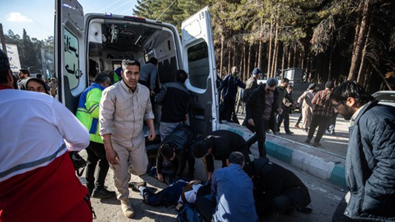 Explosões durante cortejo ao general Qassem Soleimani no Irã matam 103 pessoas