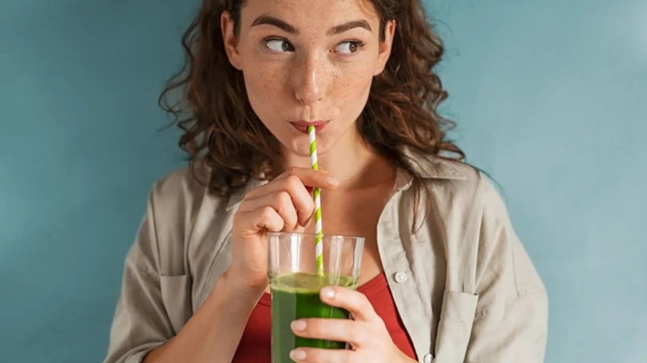 Descubra os benefícios do suco de babosa para a saúde