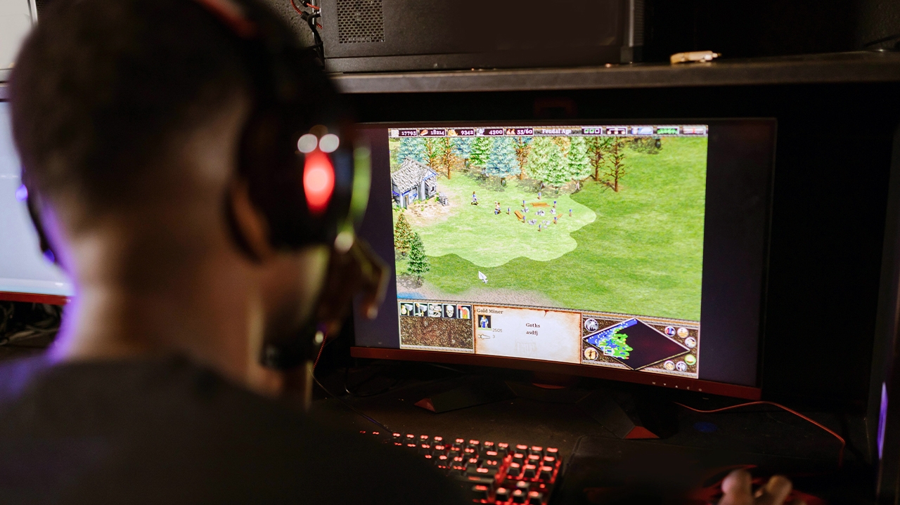 Níveis sonoros de videogames superam os limites de segurança e podem provocar perda auditiva