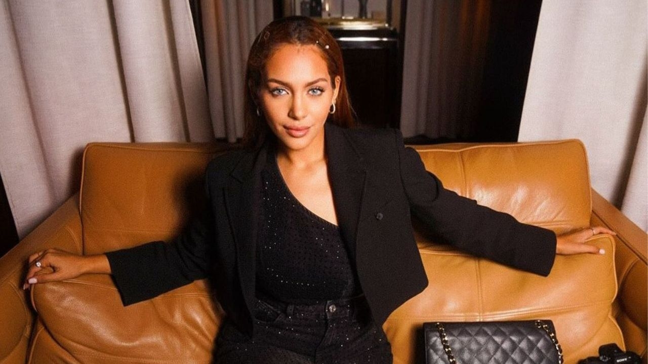 Modelo muda cor dos olhos em cirurgia avaliada em R$ 45 mil