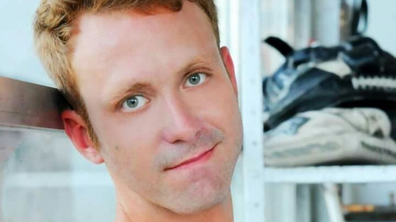 Sérgio Hondjakoff, ex-Malhação, pede emprego nas redes sociais