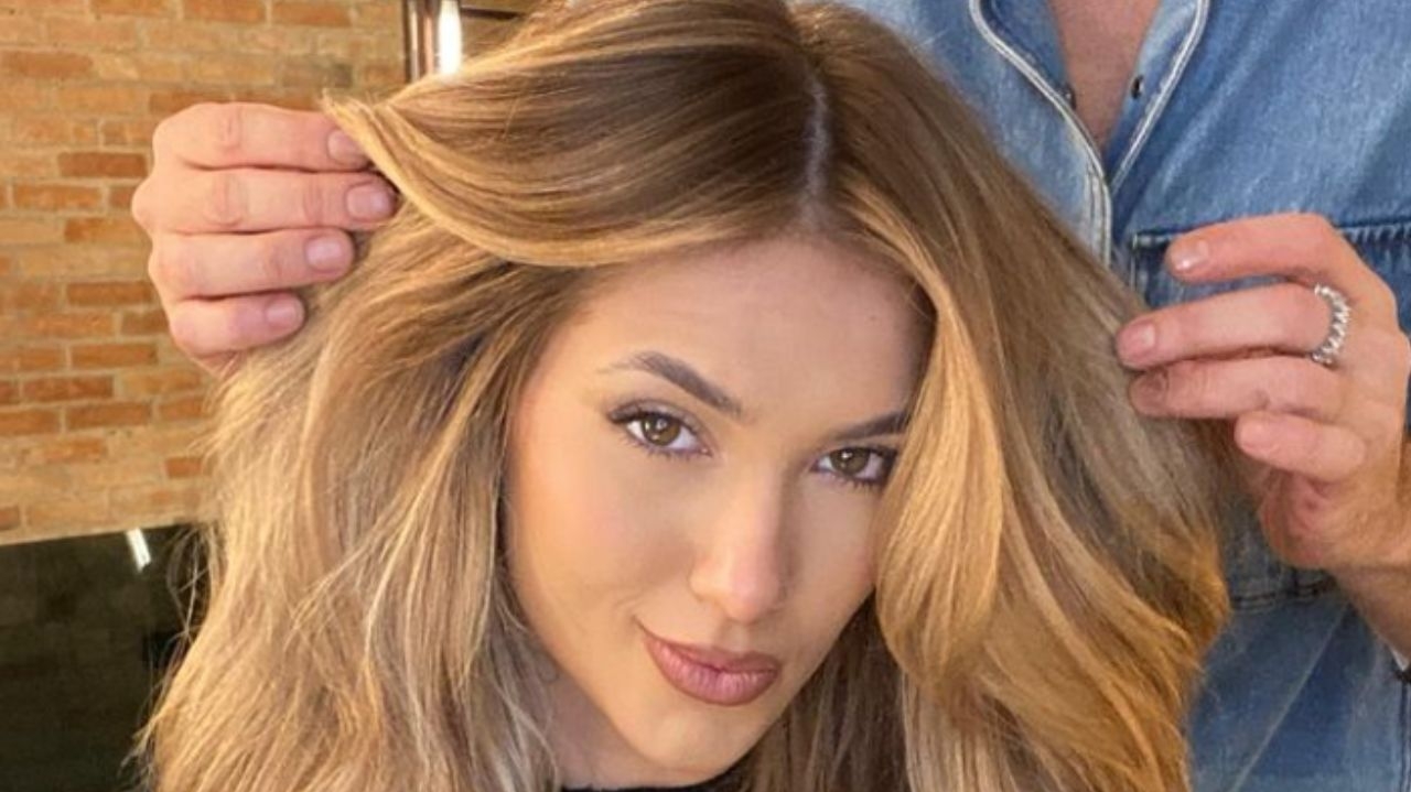 Virgínia Fonseca encara 14 horas em salão de beleza para mudar visual