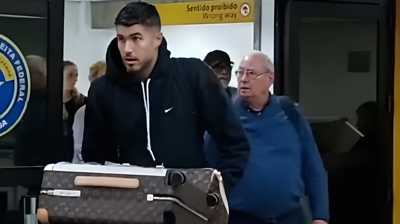 É do timão: Pedro Raul já está no Brasil para avaliação médica e fechamento de contrato