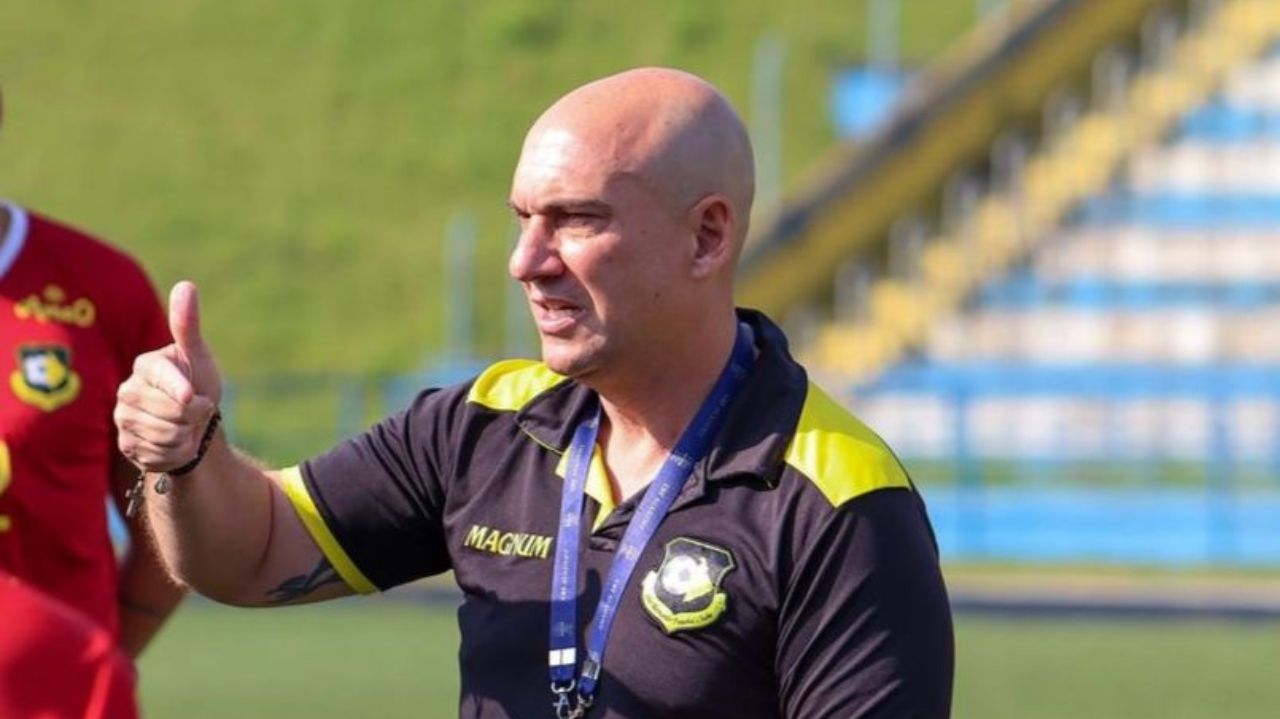 Corinthians recua nas negociações com Márcio Zanardi