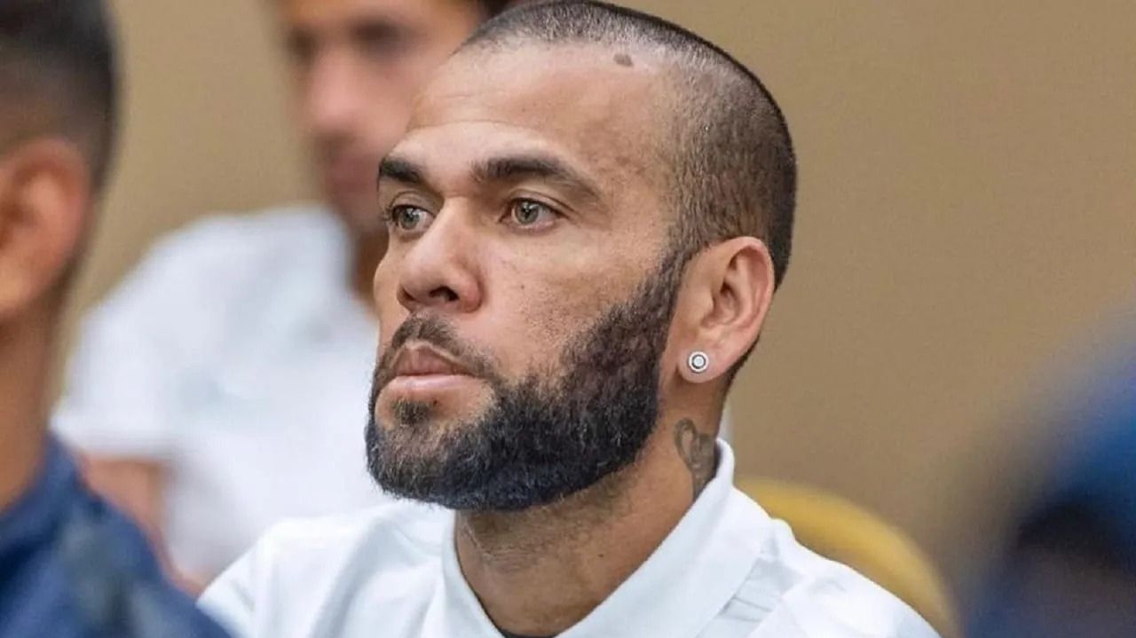 Amiga e prima da jovem que acusa Daniel Alves de estupro dizem que foram apalpadas por ele