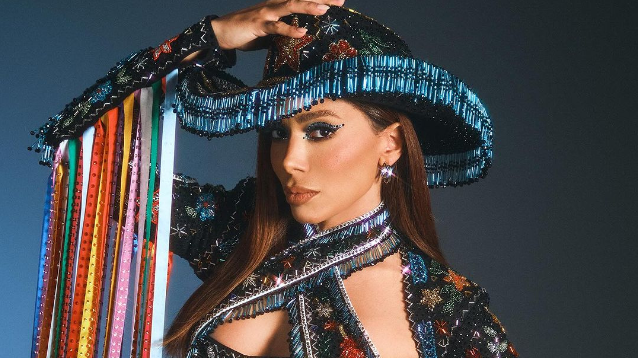 Anitta anuncia parceria com Ana Castela e tece elogios à cantora: “o maior sucesso do Brasil”