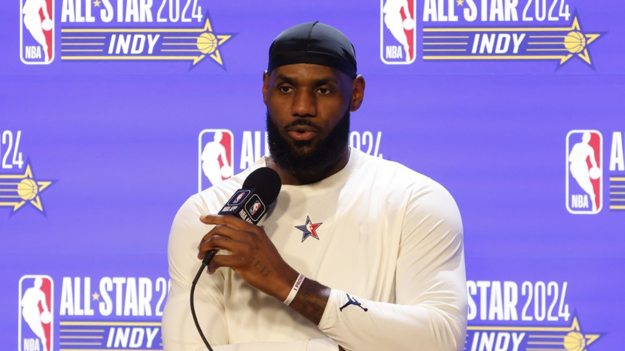 LeBron James, um dos maiores jogadores da NBA, diz estar próximo da aposentadoria