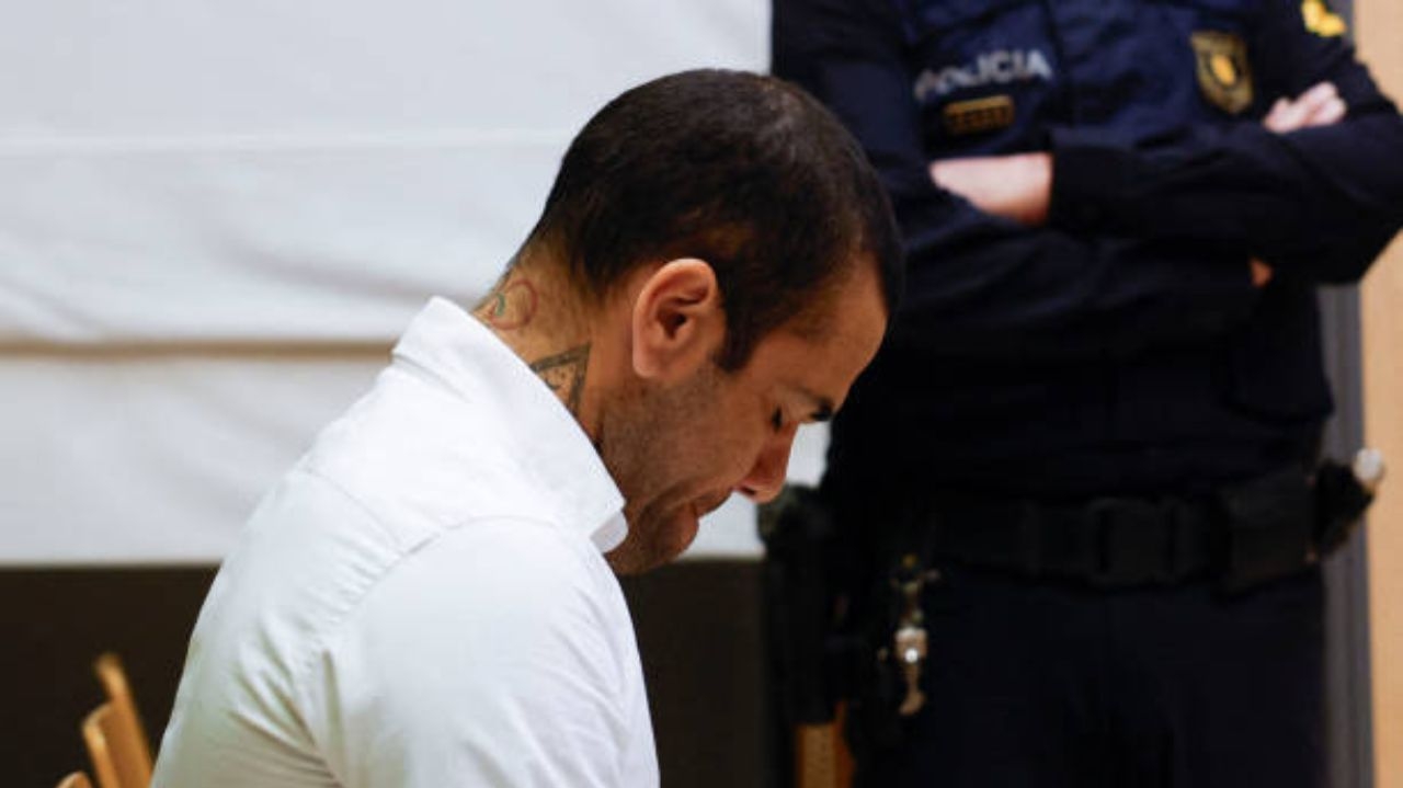 Daniel Alves garante que não irá fugir após solicitar liberdade provisória