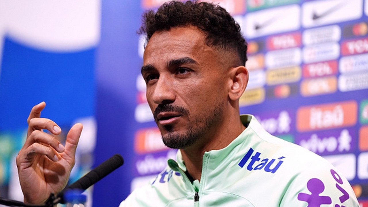 Danilo propõe debate acerca do machismo no futebol e pede conscientização de jovens atletas