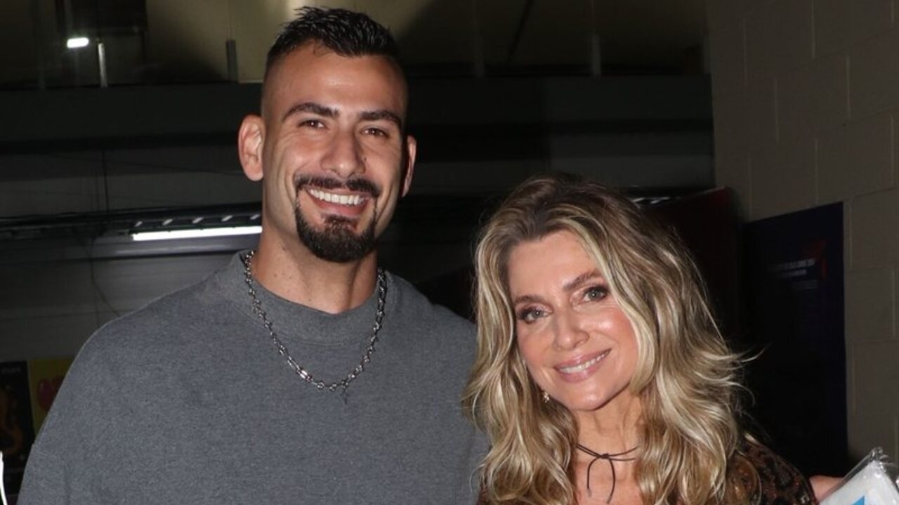 Letícia Spiller posta indireta após curtir primeiro dia do Lollapalooza: “Deixar a alegria ser guia”