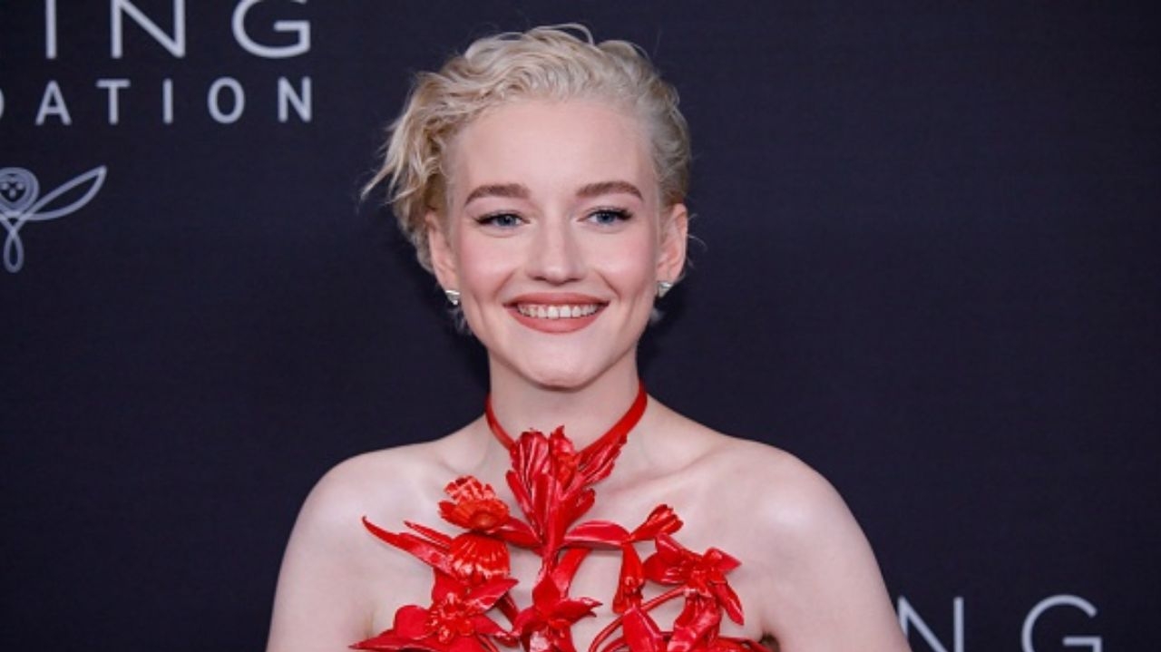 “Quarteto Fantástico”: Julia Garner vive Surfista Prateado em novo filme
