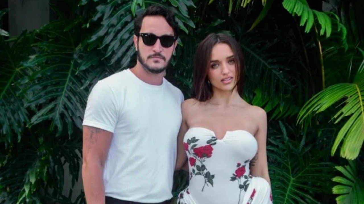 Rafa Kalimann celebra 31 anos com namorado e amigos em mansão no Rio de Janeiro