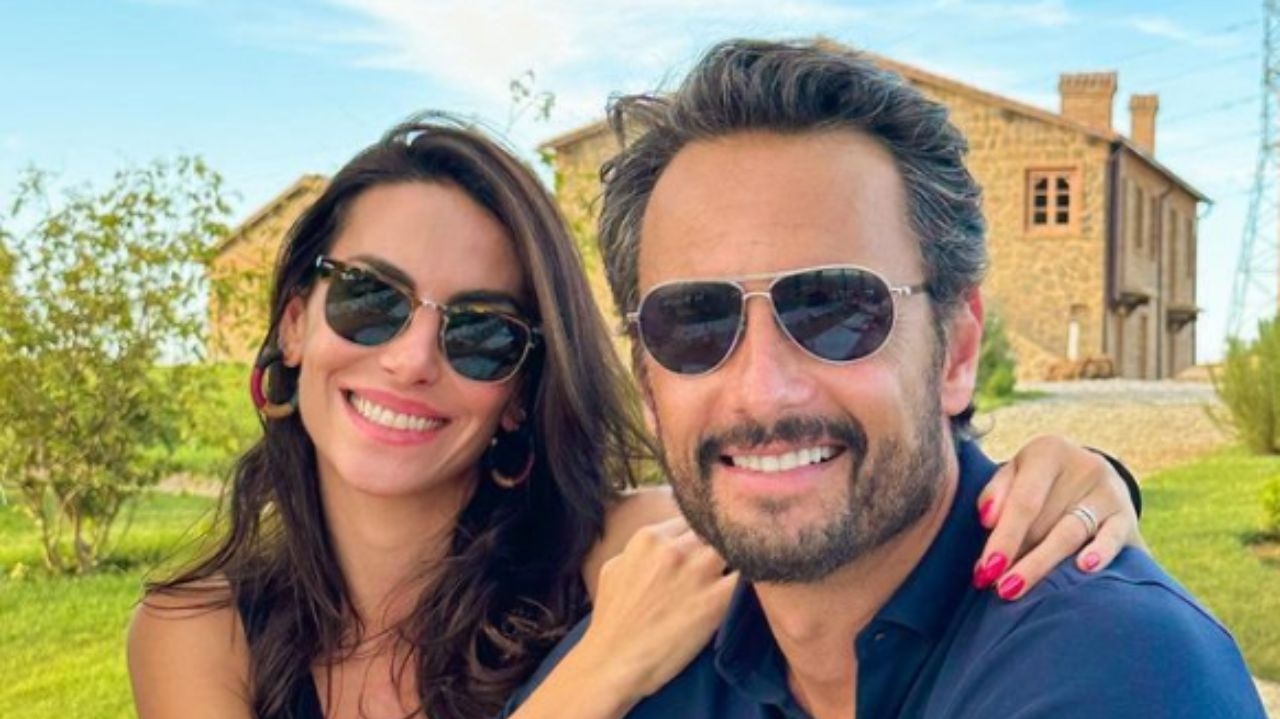 Após anunciar gravidez, Mel Fronckowiak exibe barriga em clique durante treino