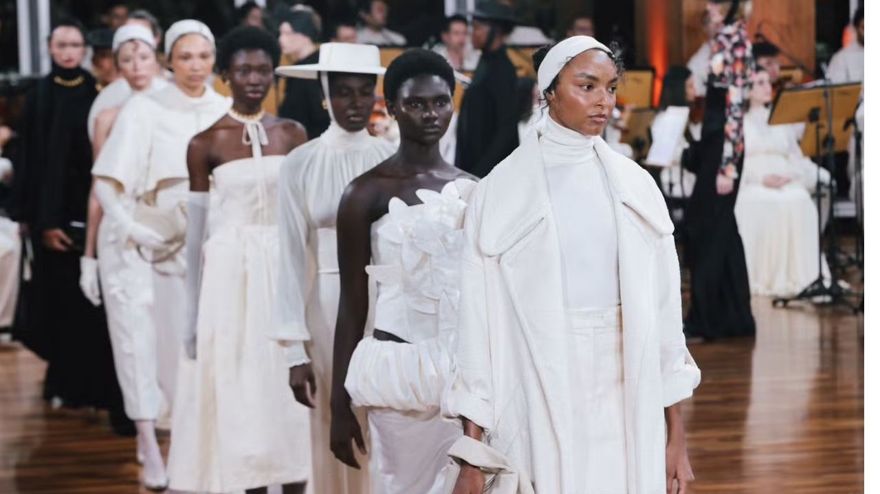 SPFW: Aluf desfila no primeiro dia do evento